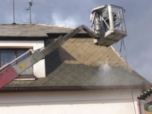 Vysokotlaké čištění eternitové střechy ( Jihočeský kraj okres Strakonice)
